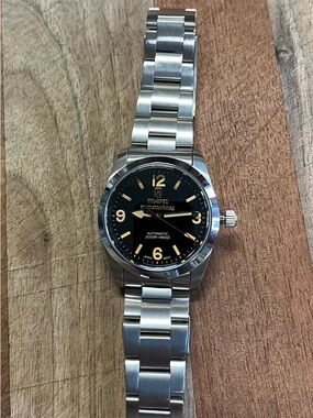 MIL-SPEC : Stainless Steel Automatic Watch with Black Dial.